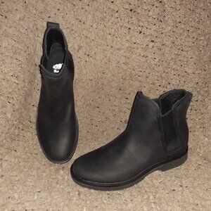 ROOTS-Canada-Black Nubuck Chelsea Boots-Junction-Sz 7.5-New/No Box